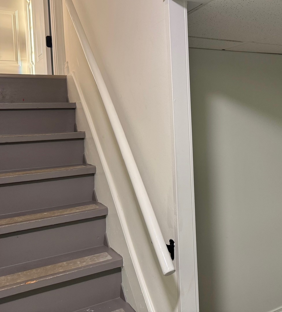 607 S Carol Lane, Mount Prospect, IL 60056