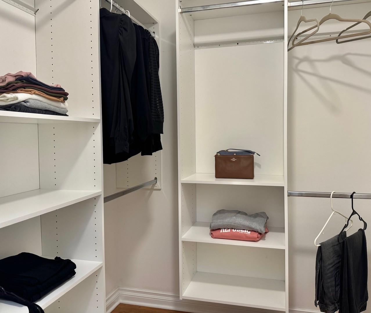 607 S Carol Lane, Mount Prospect, IL 60056