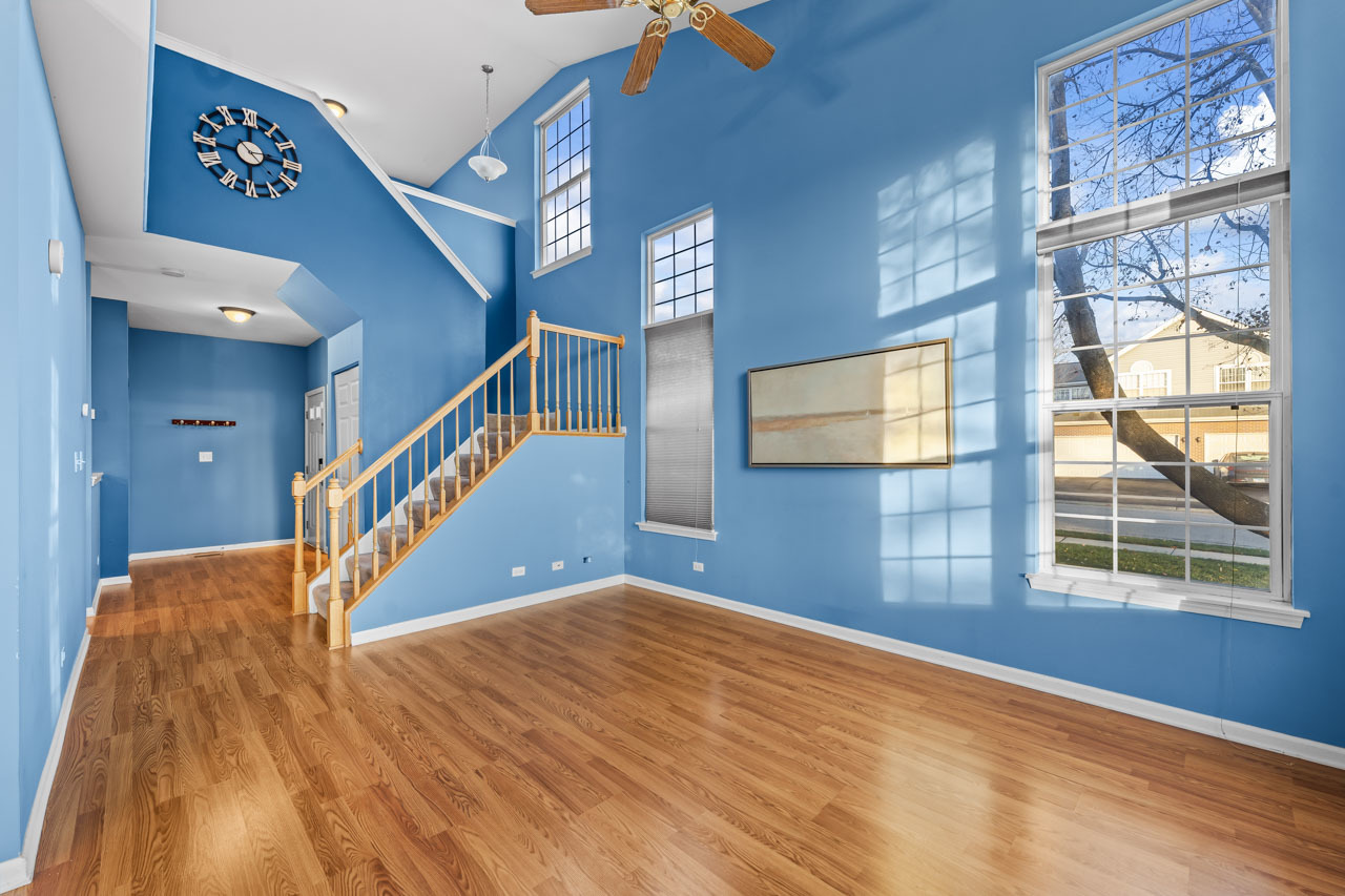 266 Grandview Court, Algonquin, IL 60102