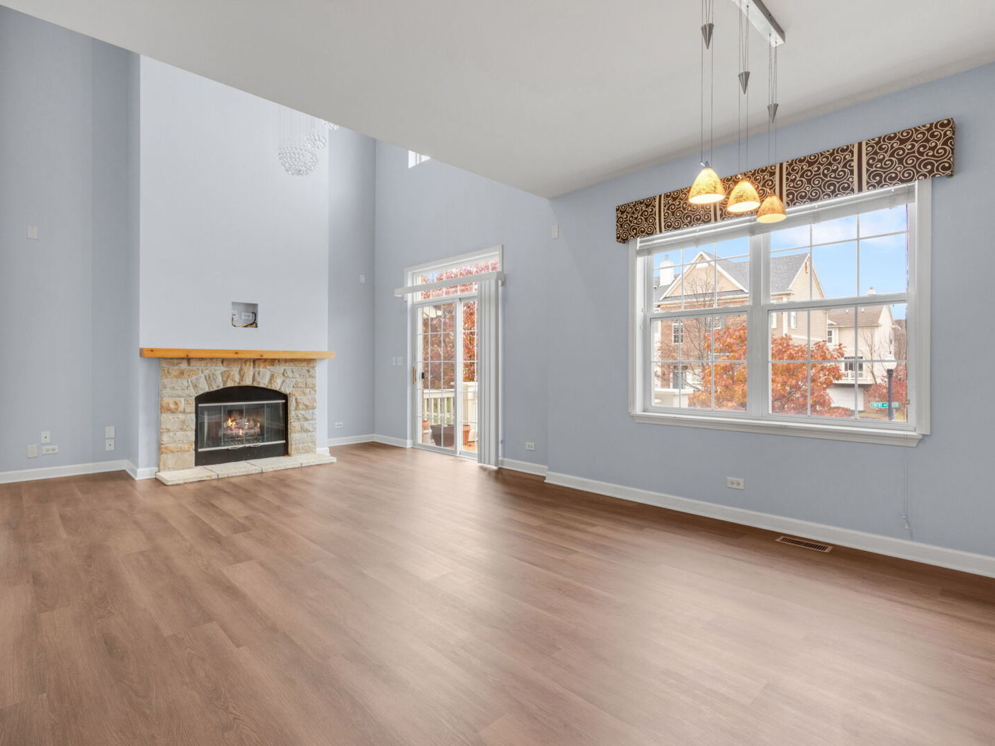 1119 Orangery Court, Carol Stream, IL 60188