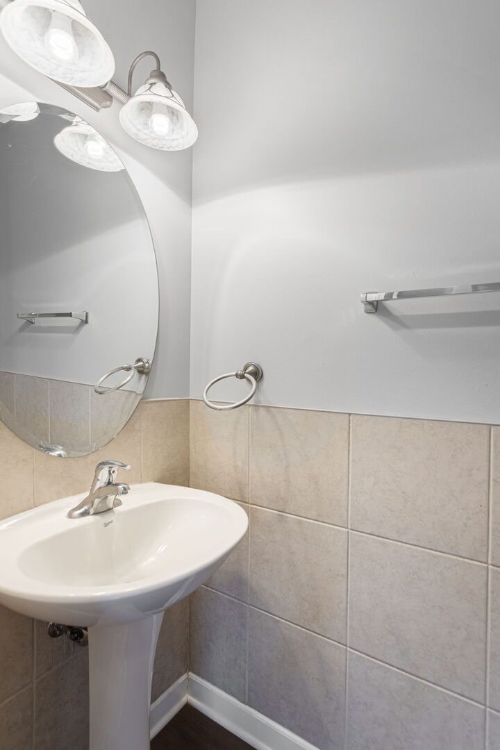 1119 Orangery Court, Carol Stream, IL 60188