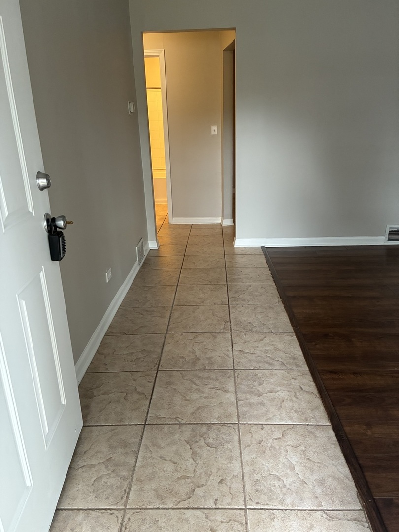 11903 S Laramie Avenue, Alsip, IL 60803