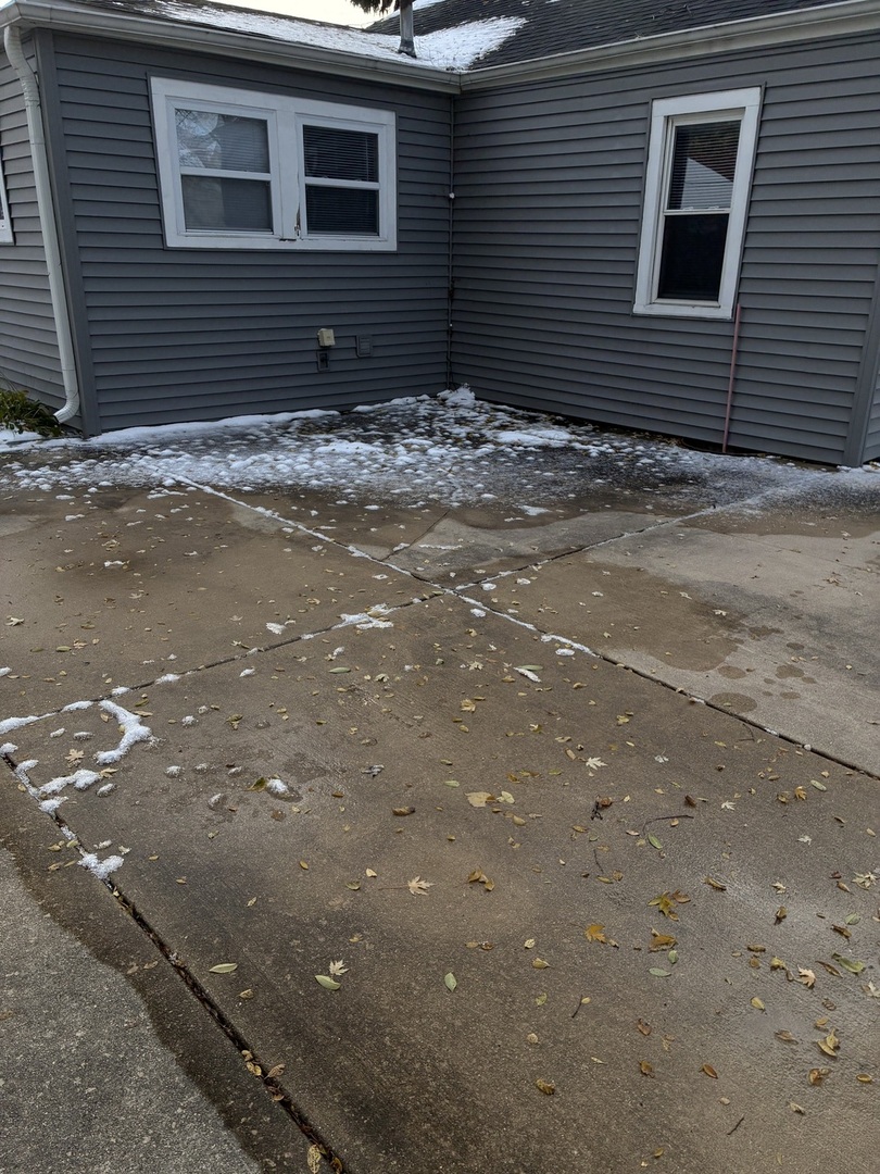 11903 S Laramie Avenue, Alsip, IL 60803