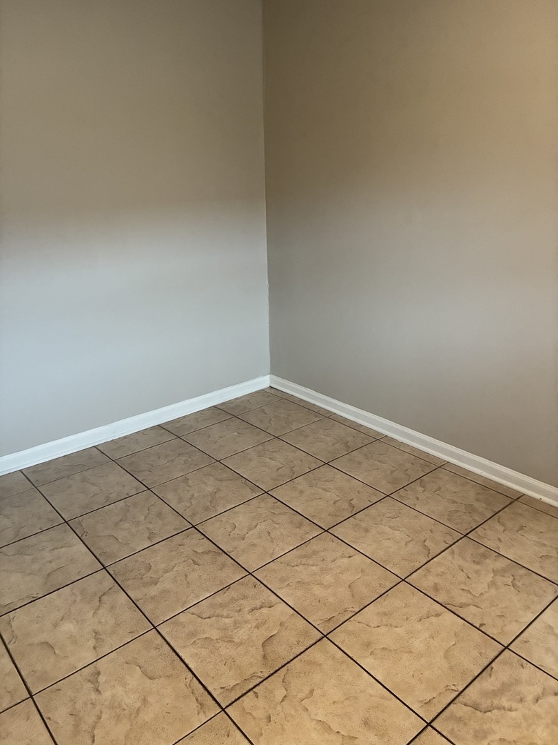 11903 S Laramie Avenue, Alsip, IL 60803