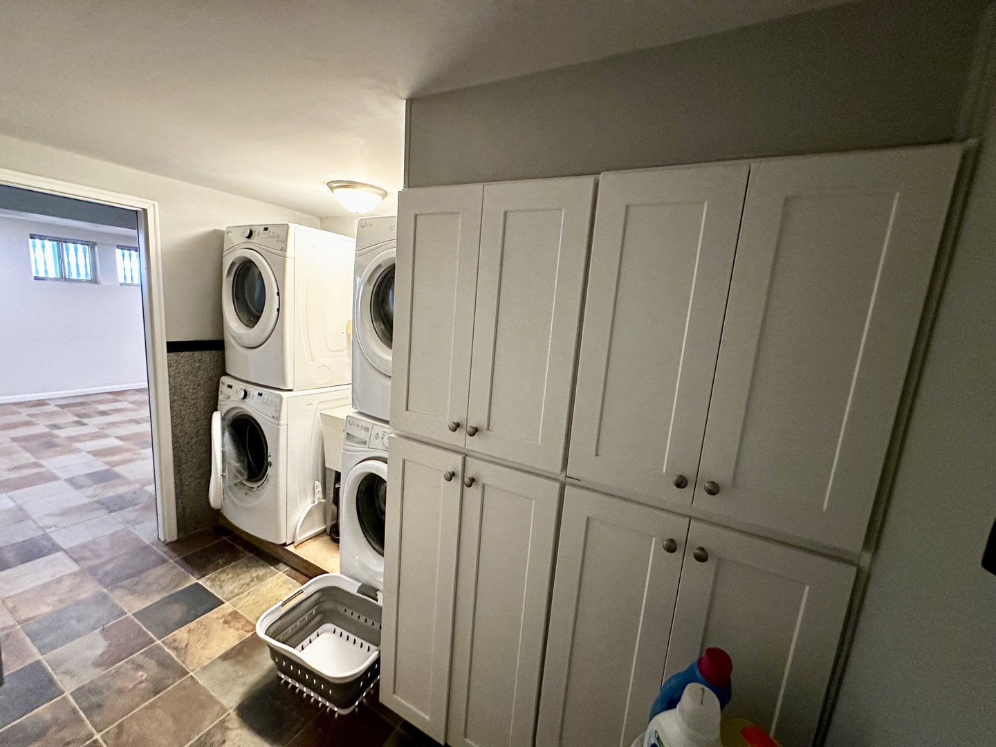 4386 Woodland Avenue, Western Springs, IL 60558