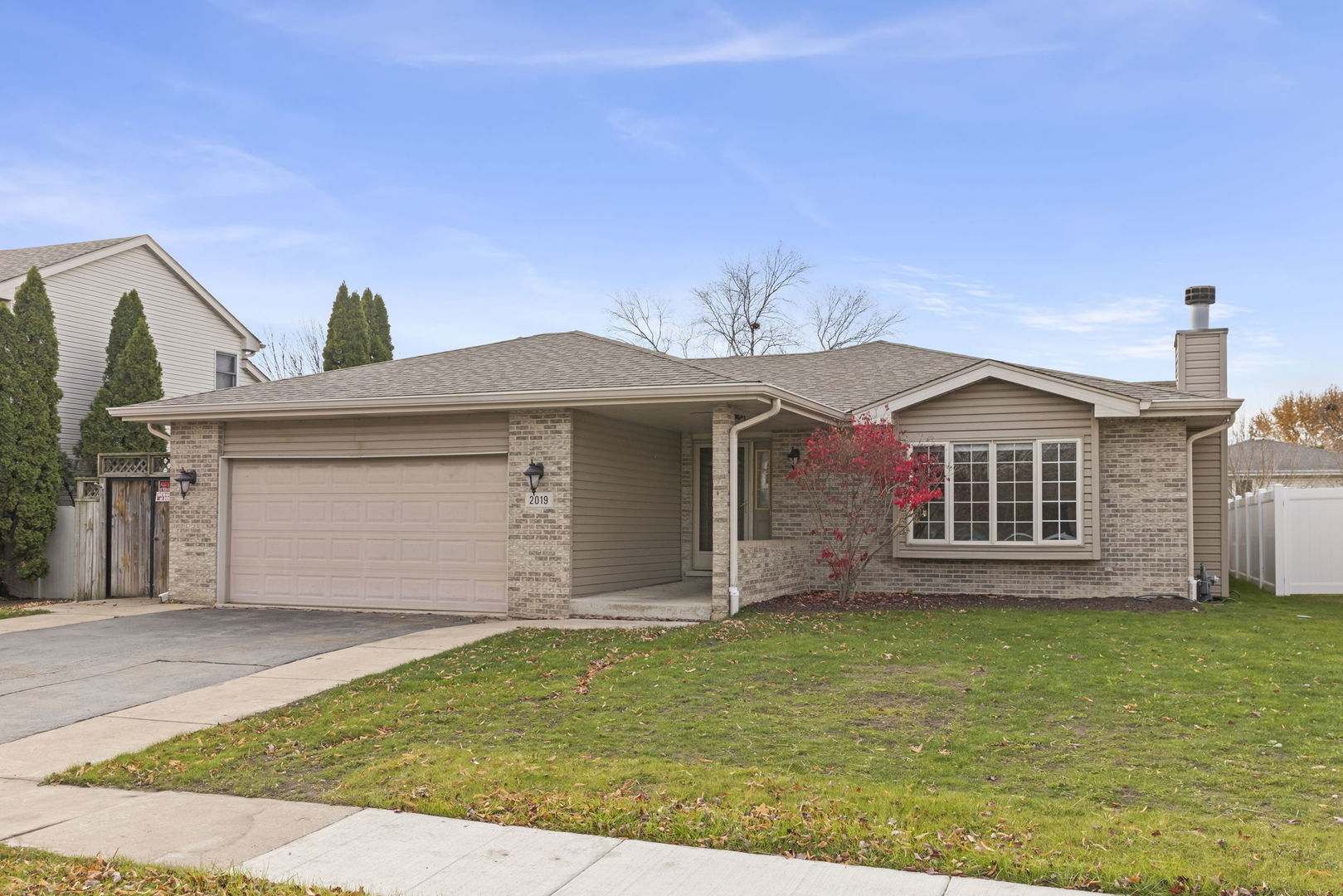 2019 Olde Mill Road, Plainfield, IL 60586