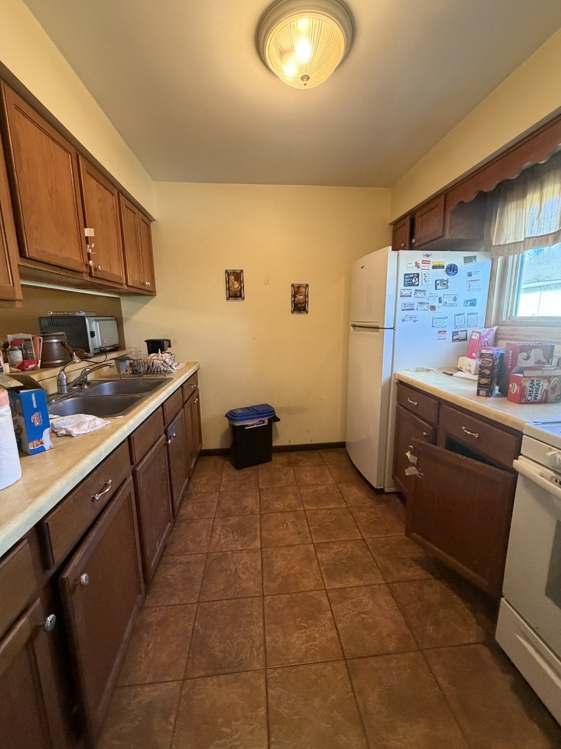 20125 Woodale Street #0, Lynwood, IL 60411