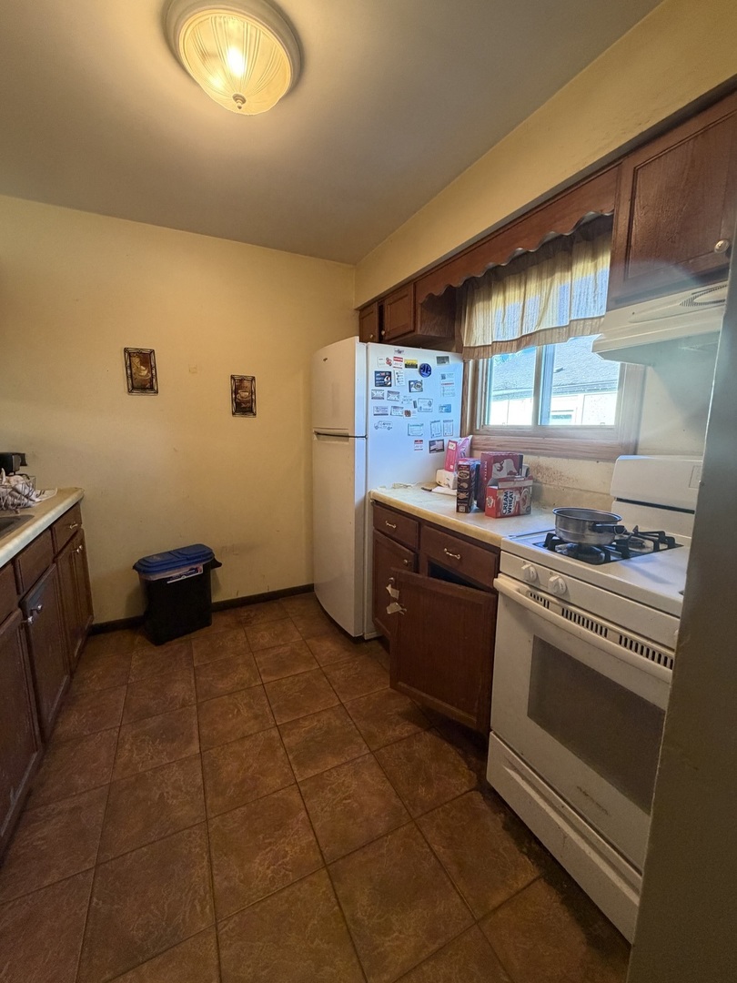 20125 Woodale Street #0, Lynwood, IL 60411