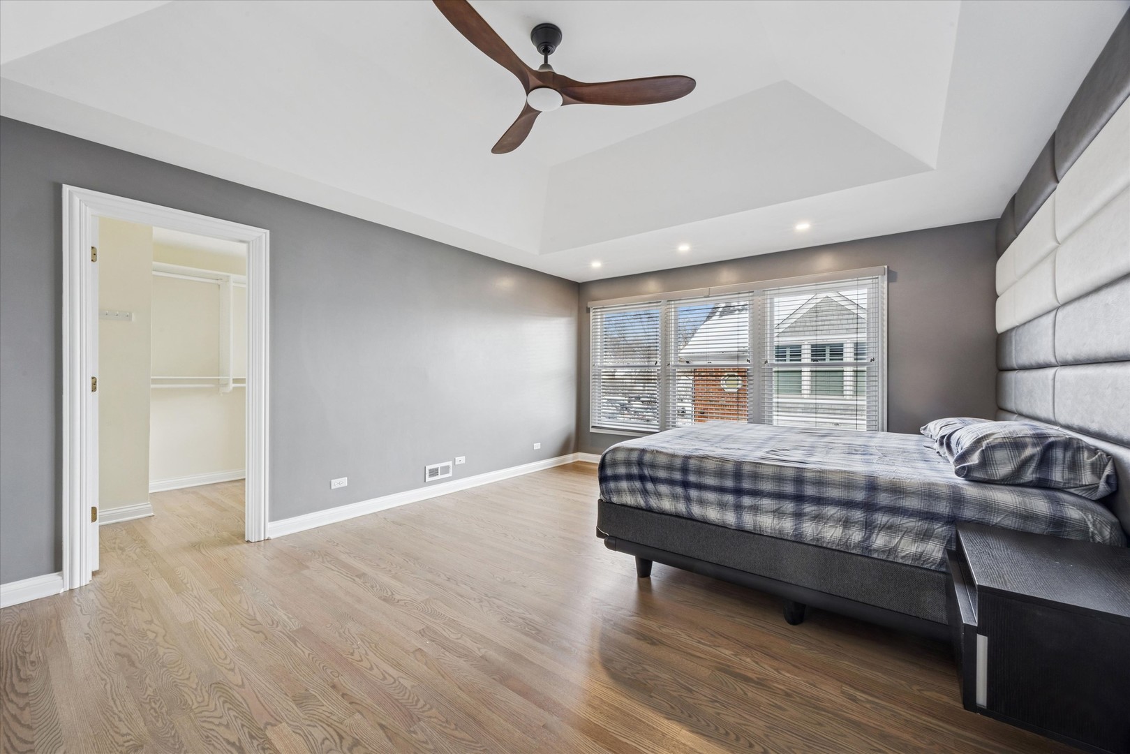 28 S Clay Street, Hinsdale, IL 60521