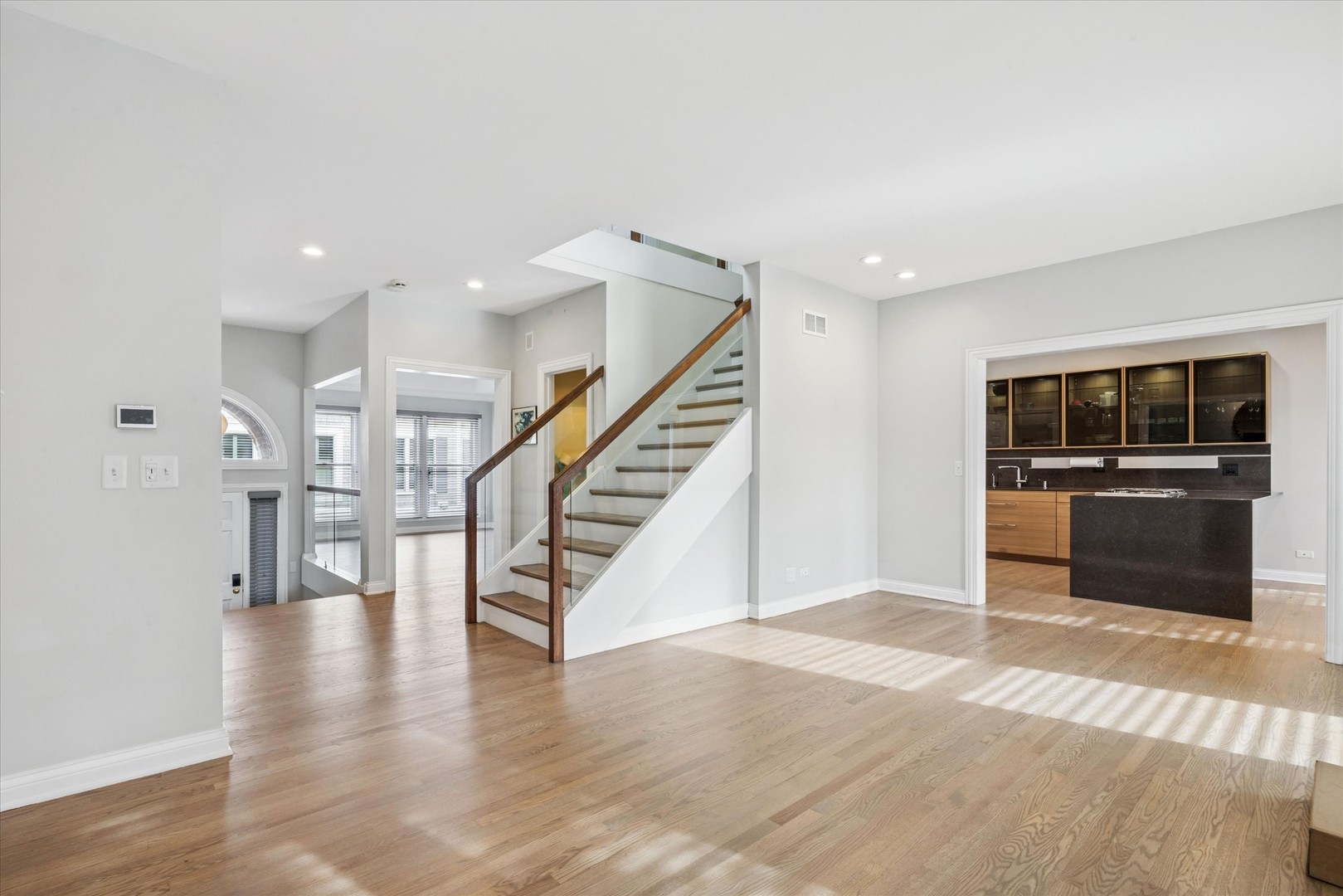 28 S Clay Street, Hinsdale, IL 60521