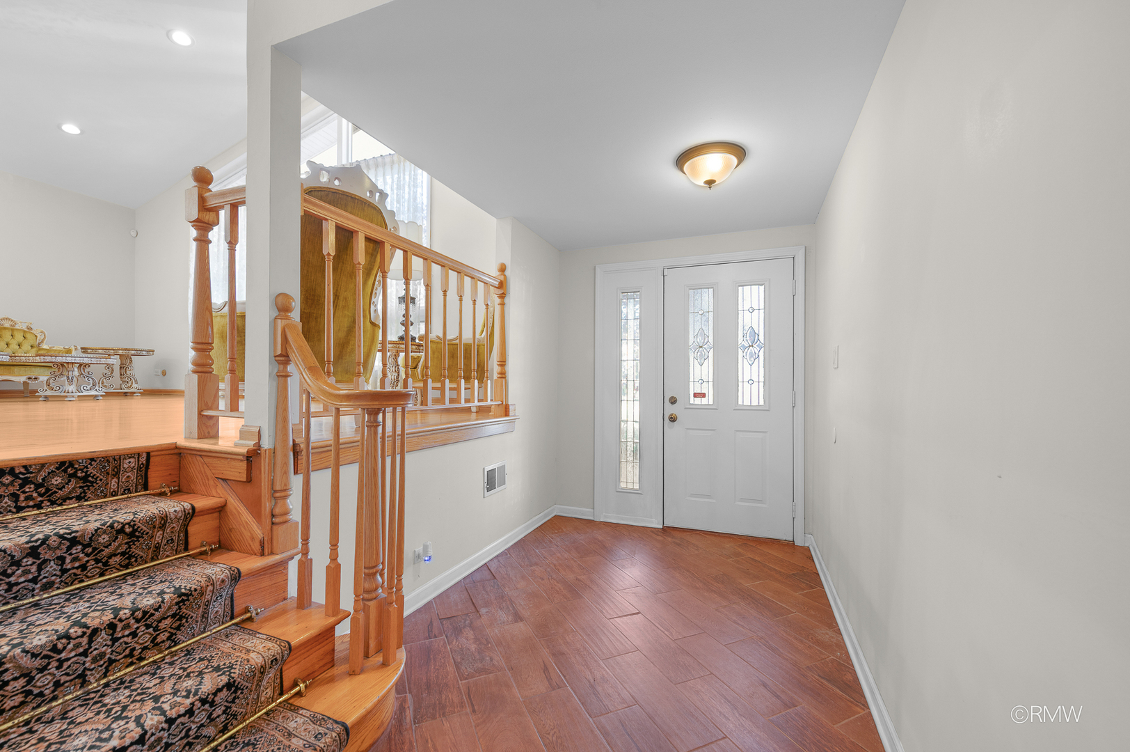 18 S Vista Avenue, Addison, IL 60101