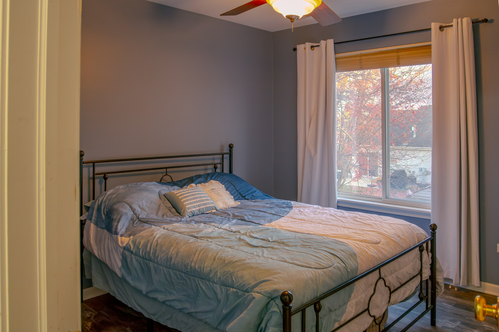 2454 Roxbury Lane, Montgomery, IL 60538