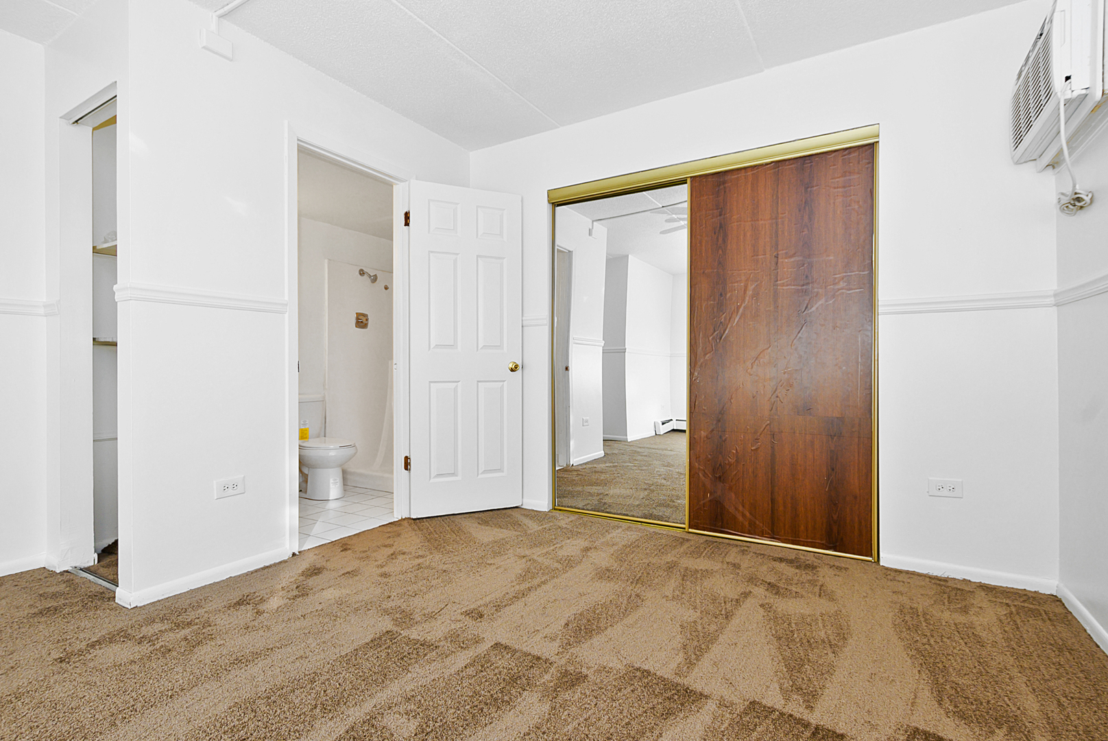 7335 W 157th Street #2B, Orland Park, IL 60462