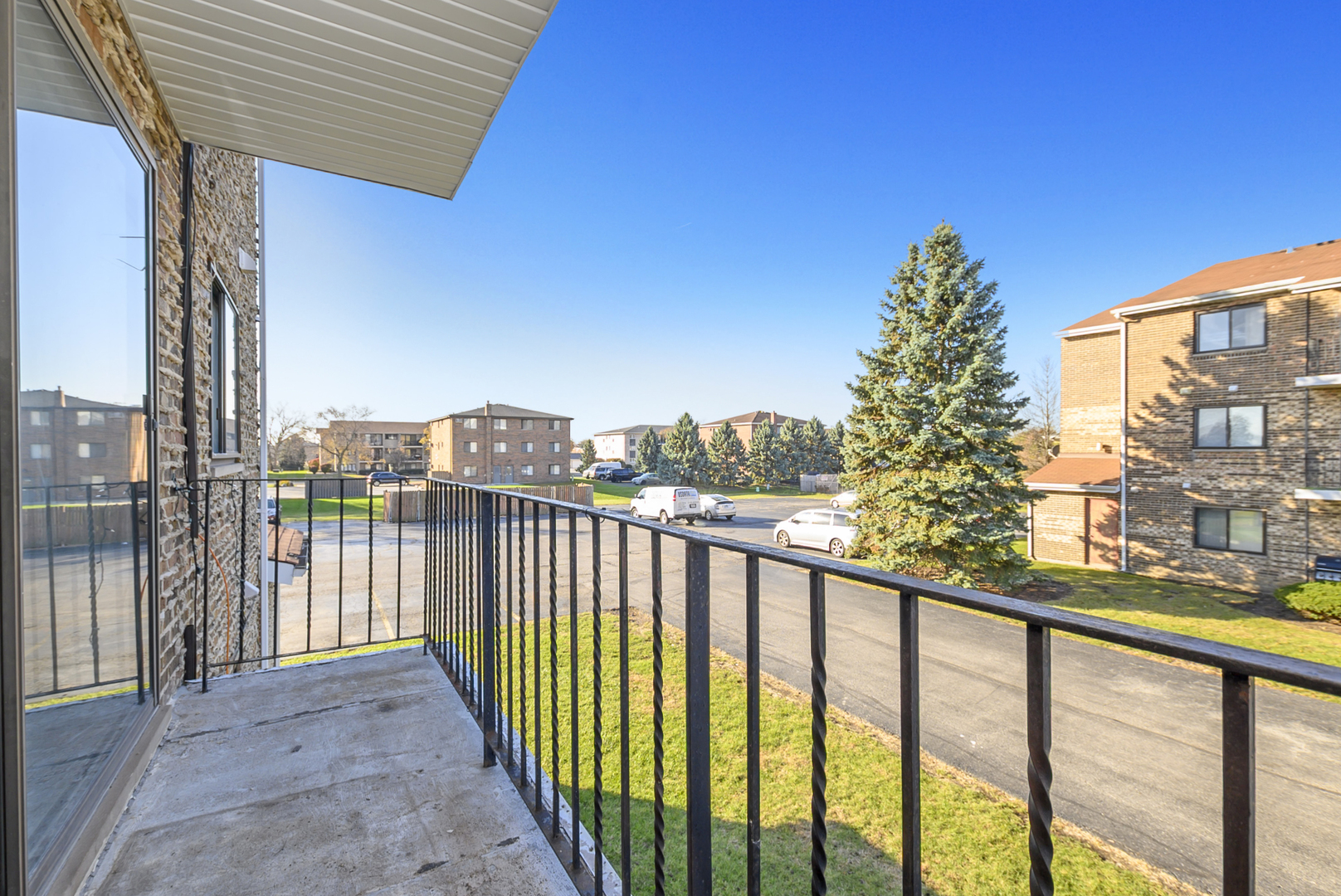 7335 W 157th Street #2B, Orland Park, IL 60462