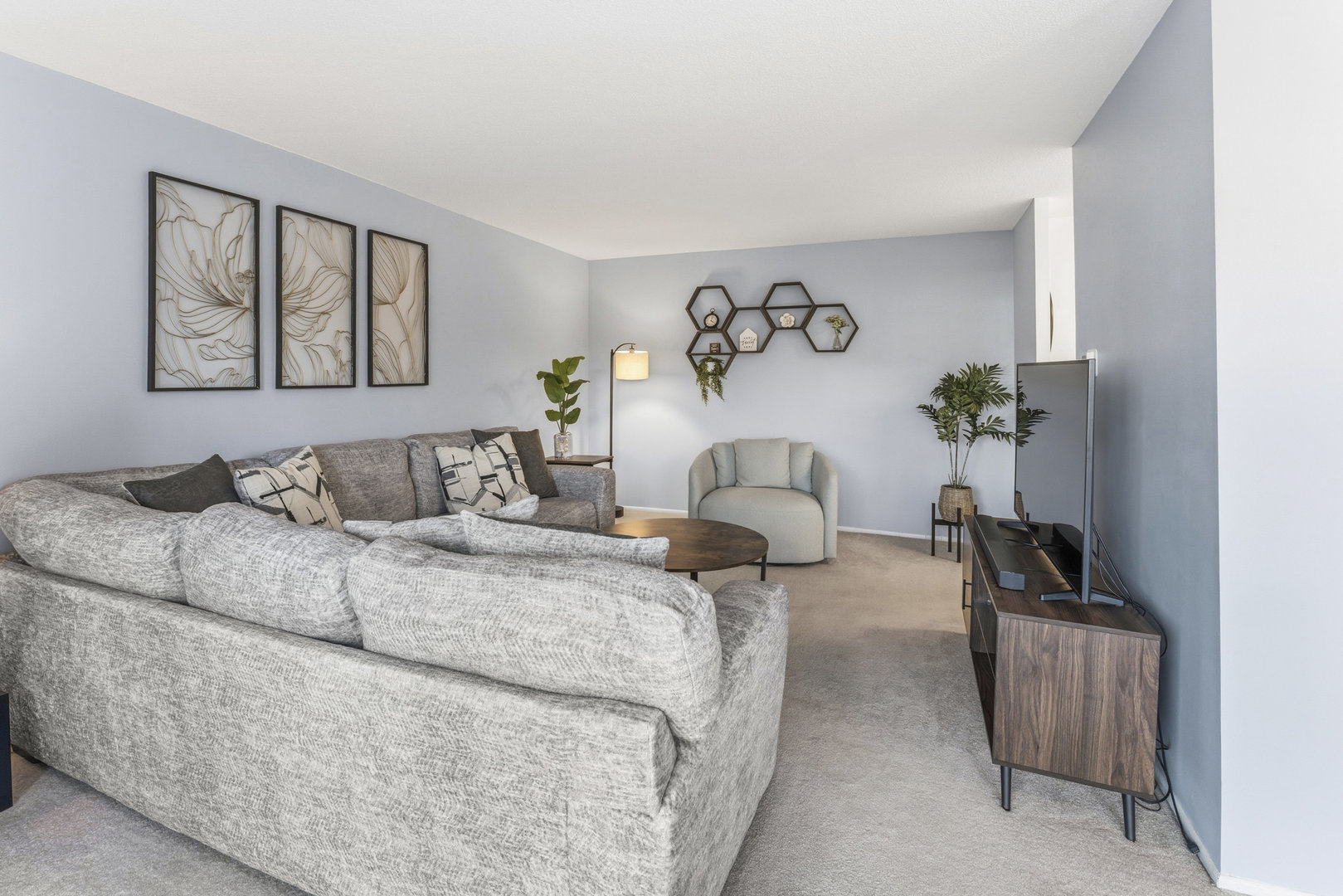 35 S Baybrook Drive #106, Palatine, IL 60074