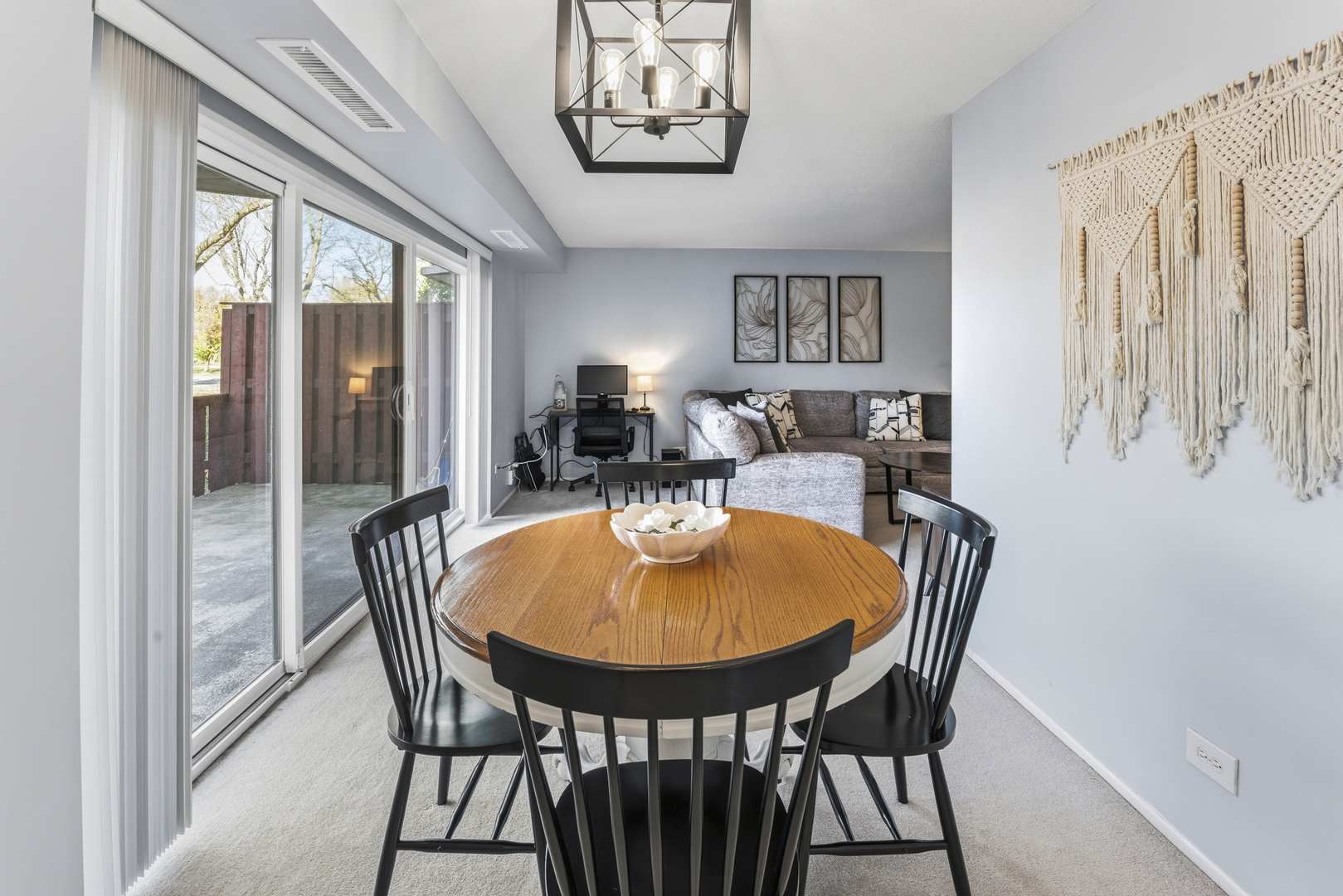 35 S Baybrook Drive #106, Palatine, IL 60074