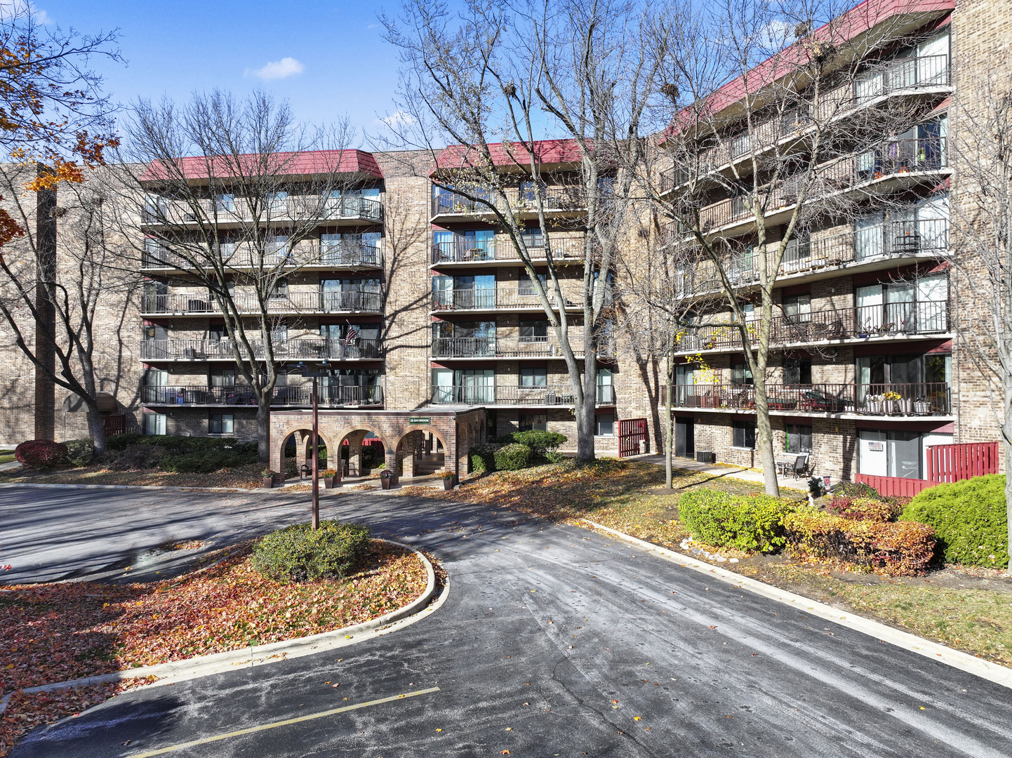 35 S Baybrook Drive #106, Palatine, IL 60074