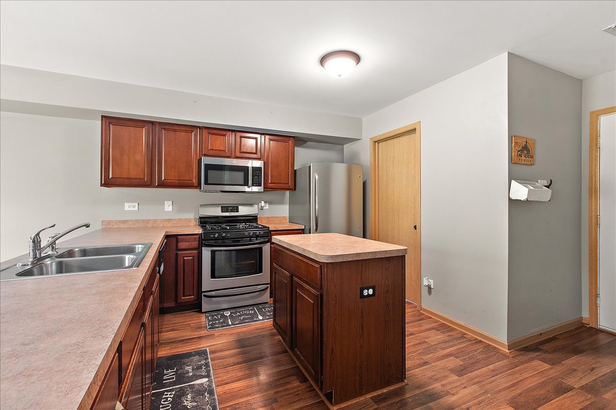 25273 Faraday Road, Manhattan, IL 60442