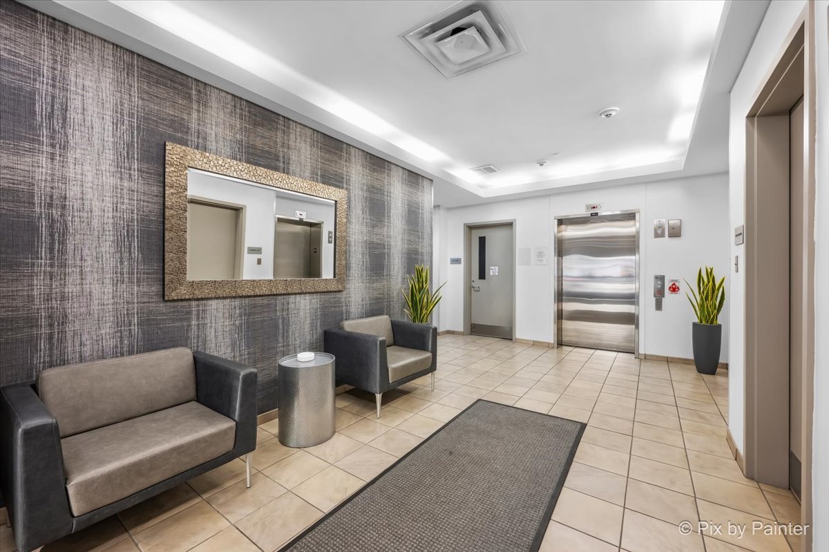 50 S Grove Avenue #301, Elgin, IL 60120