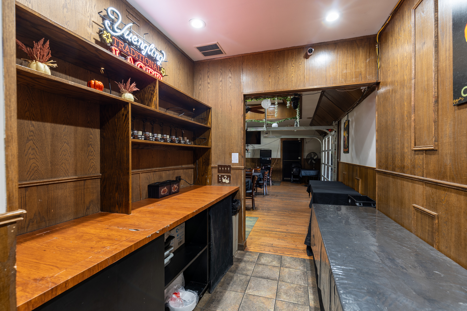 7815 Ogden Avenue, Lyons, IL 60534