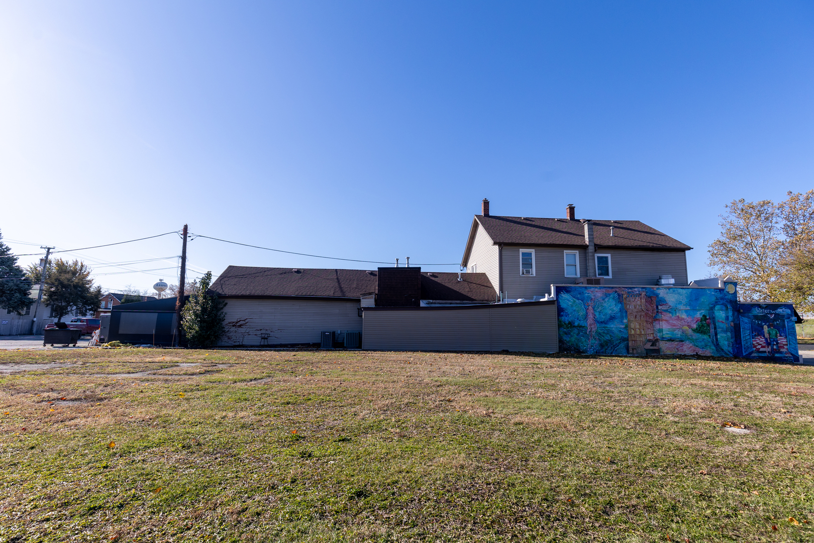 7815 Ogden Avenue, Lyons, IL 60534