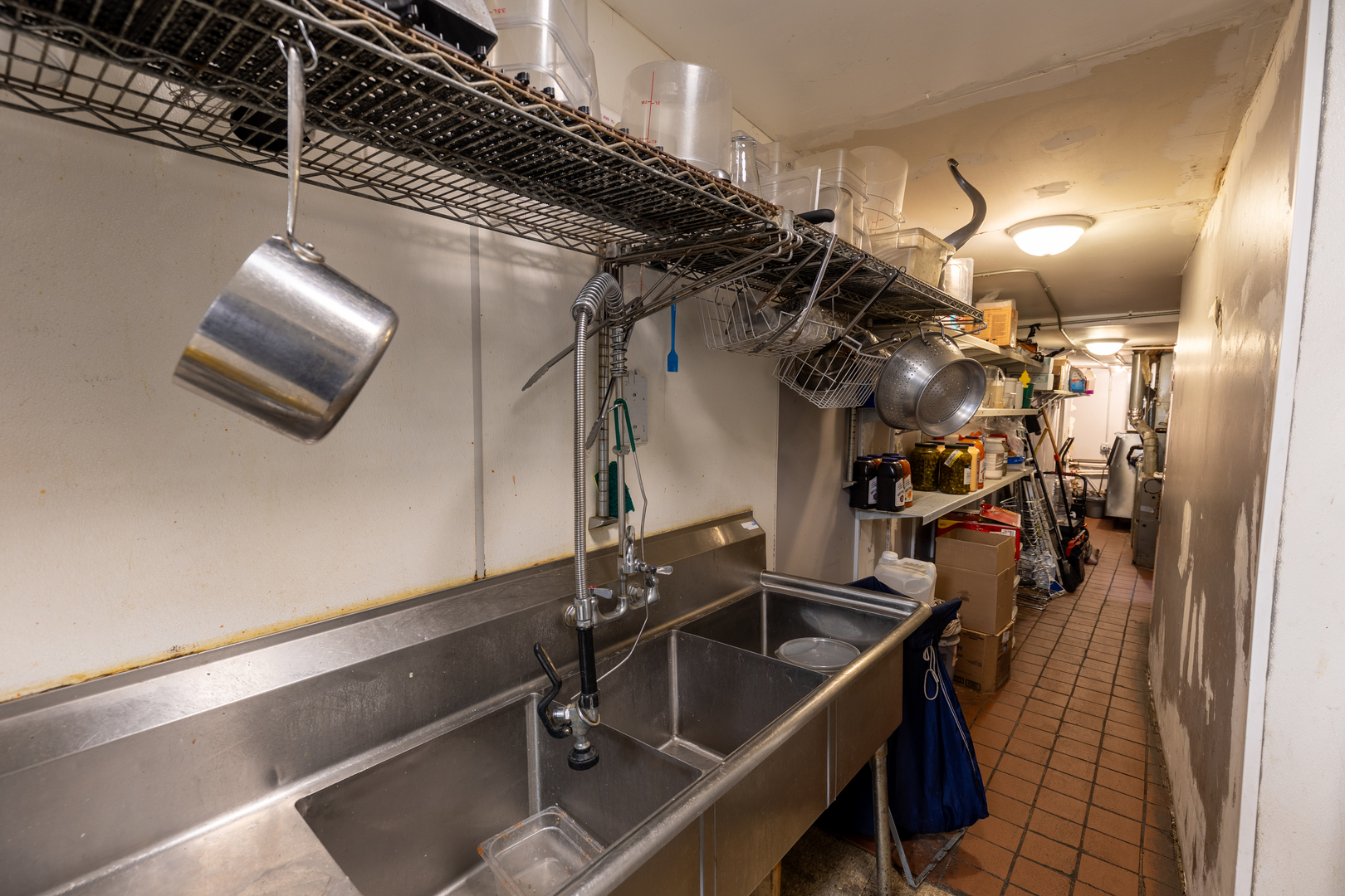 7815 Ogden Avenue, Lyons, IL 60534