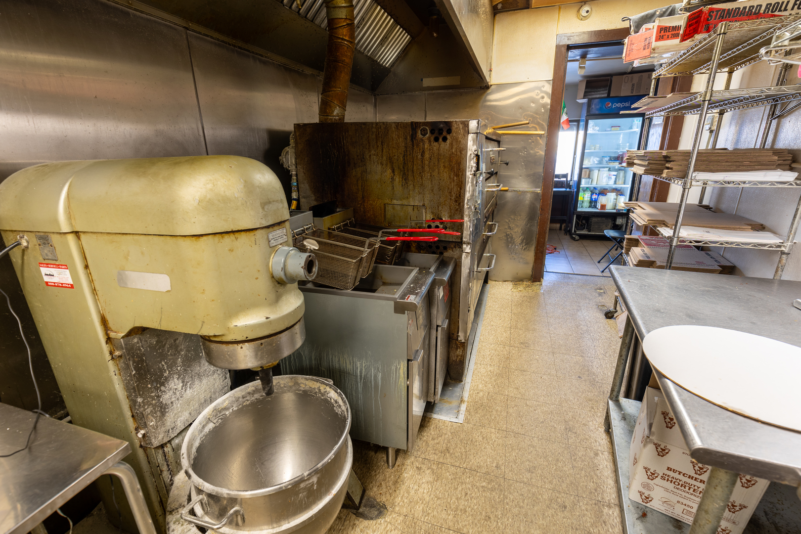 7815 Ogden Avenue, Lyons, IL 60534