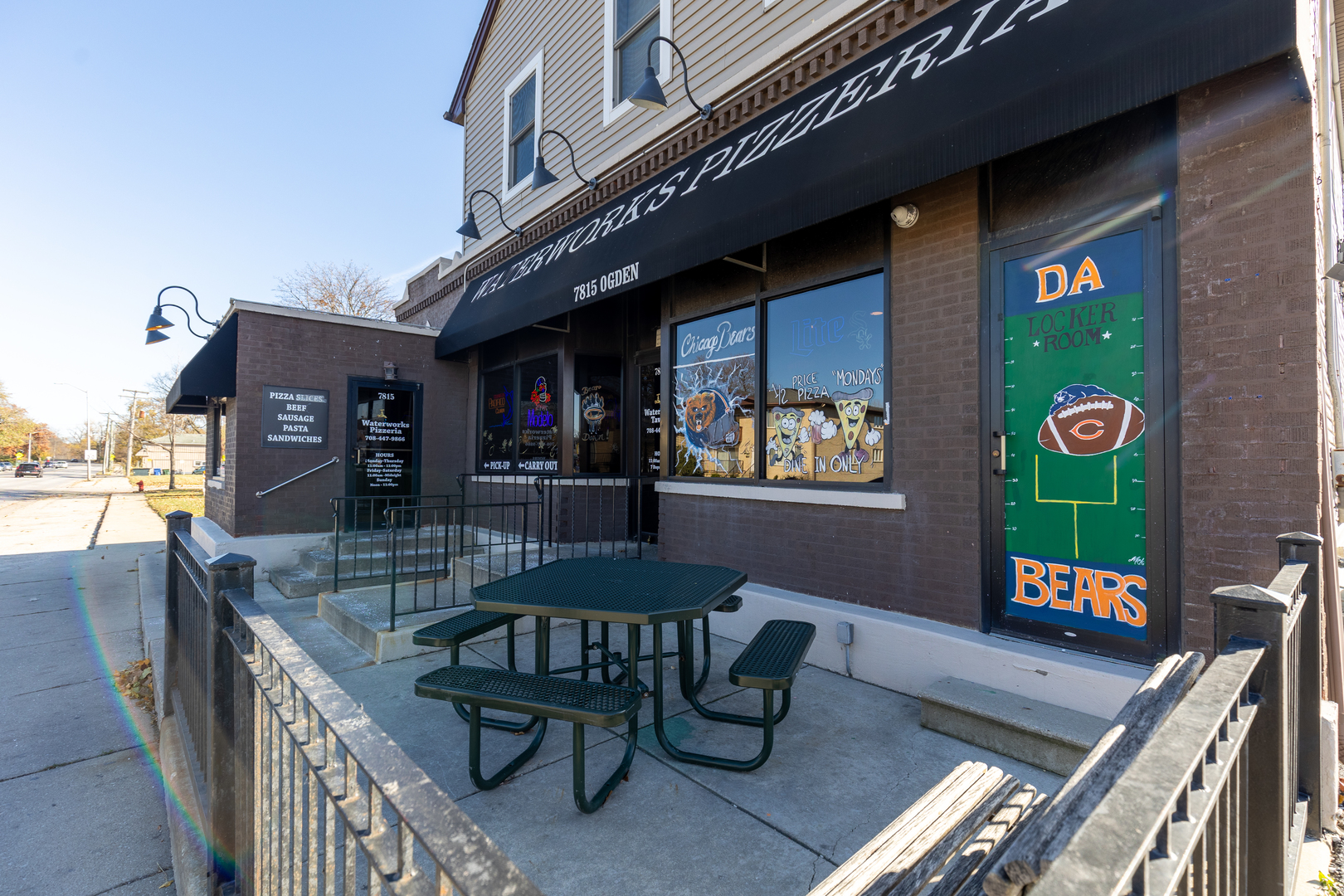 7815 Ogden Avenue, Lyons, IL 60534