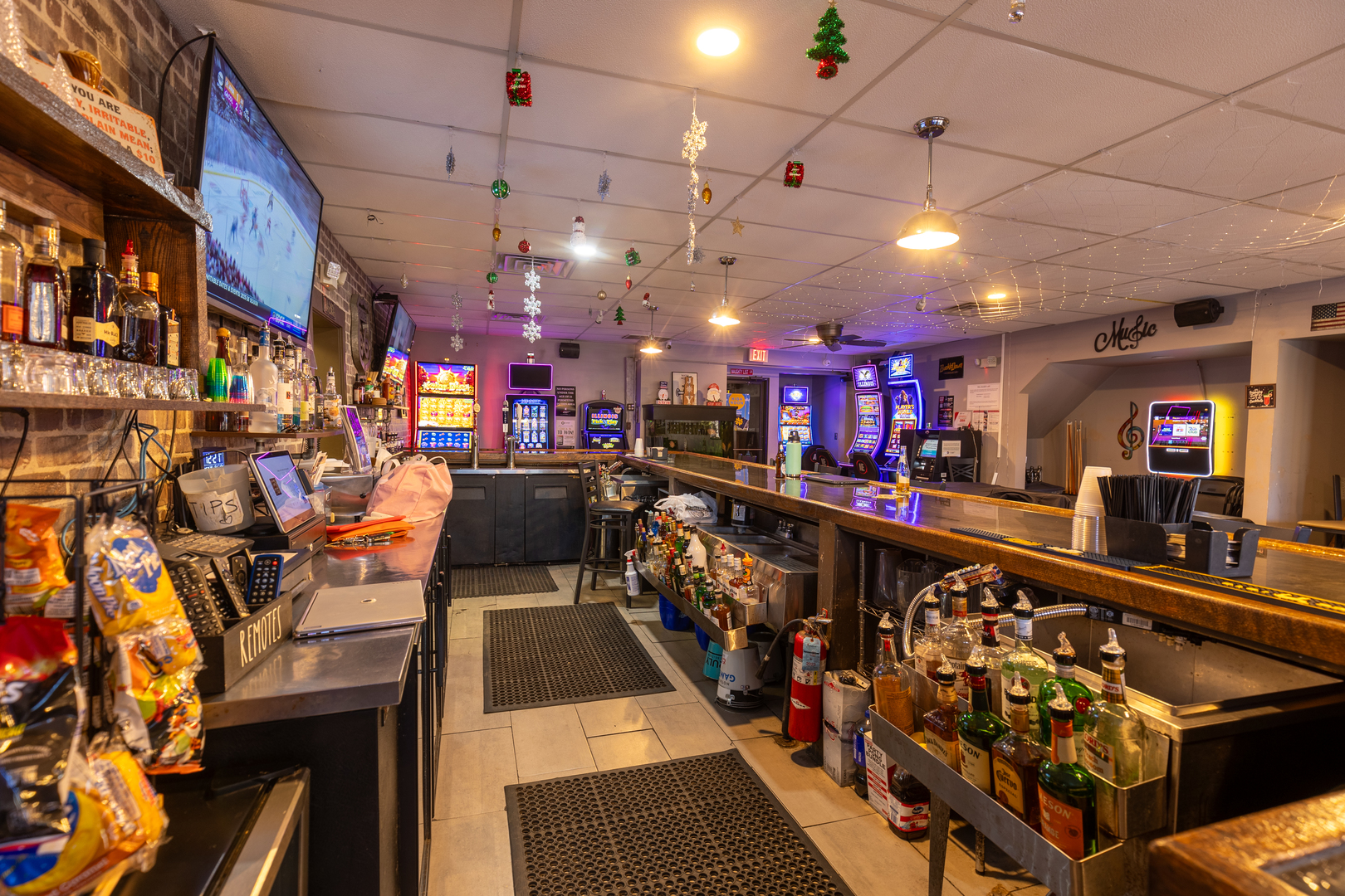 7815 Ogden Avenue, Lyons, IL 60534