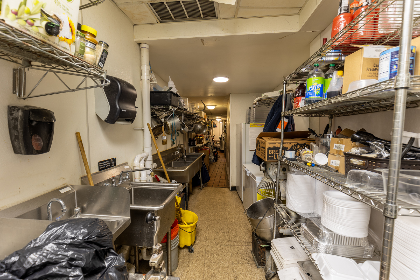 7815 Ogden Avenue, Lyons, IL 60534