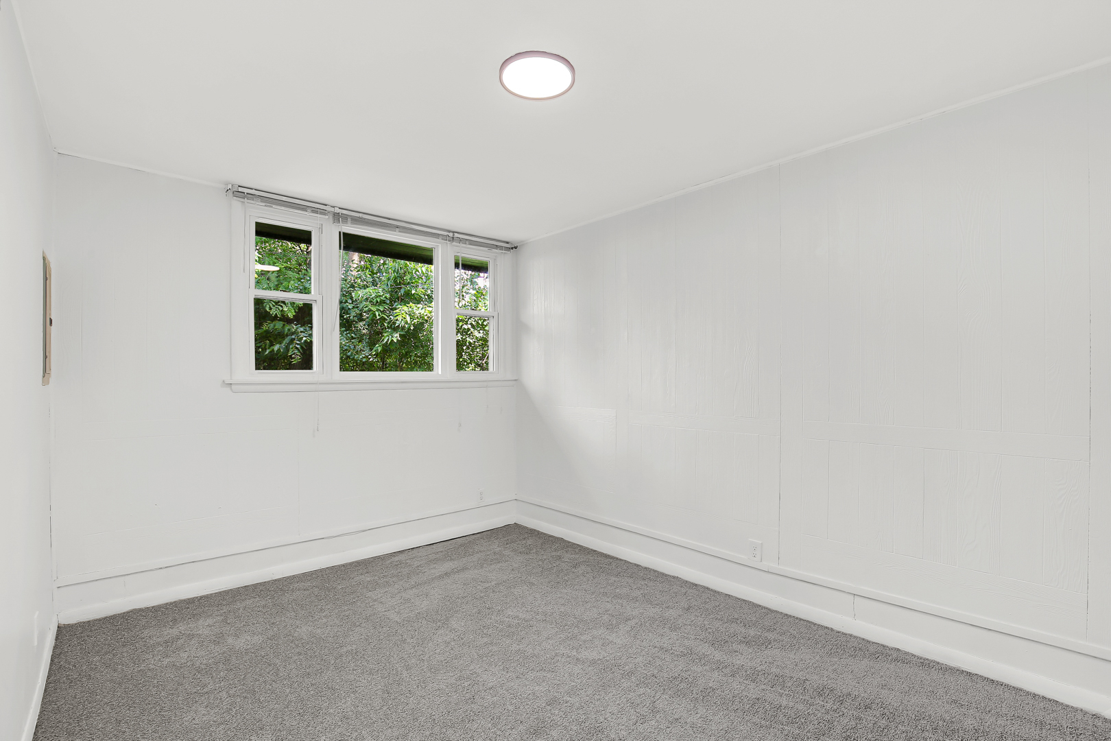 18548 Lyn Court, Homewood, IL 60430