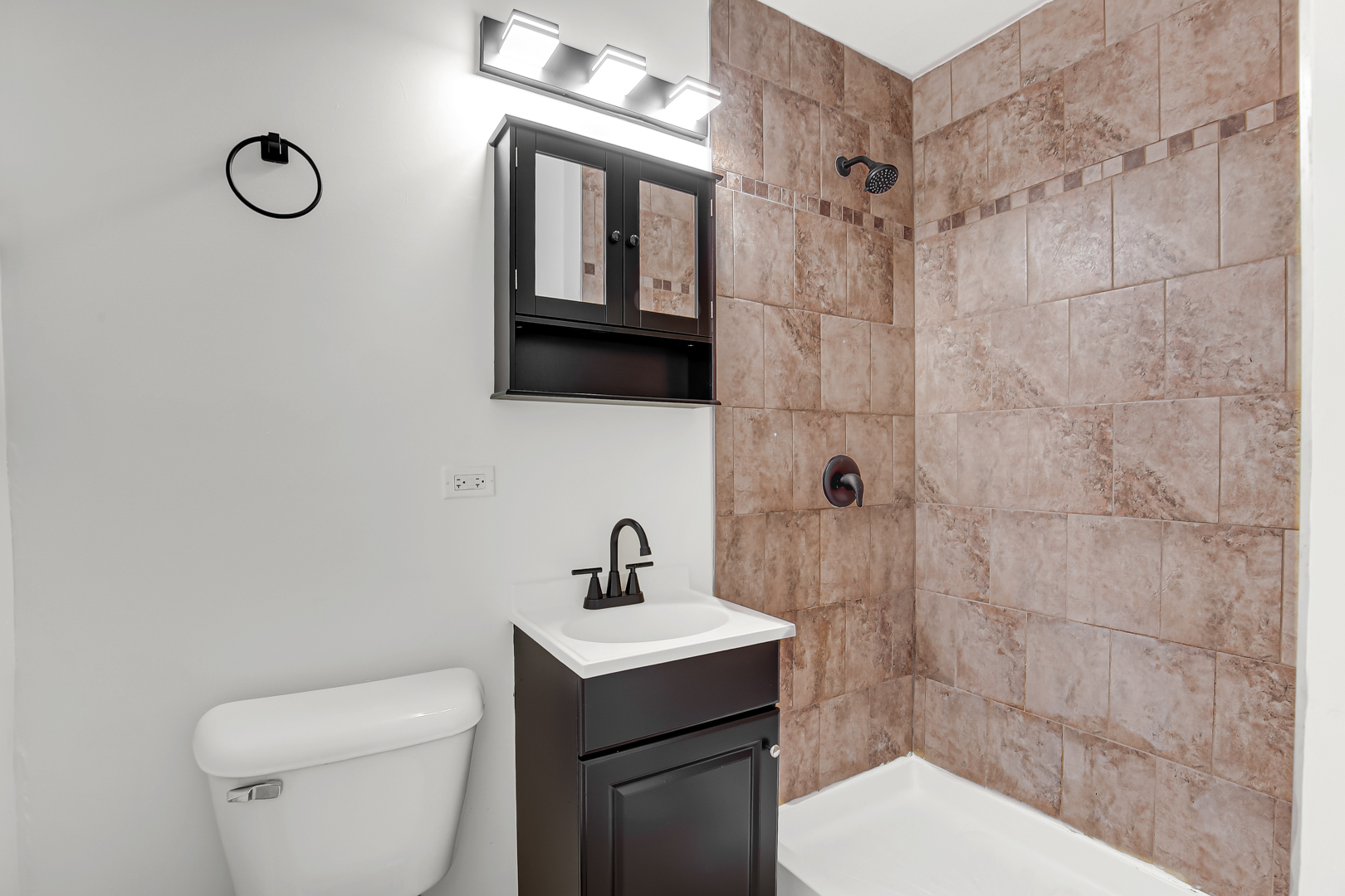 18548 Lyn Court, Homewood, IL 60430