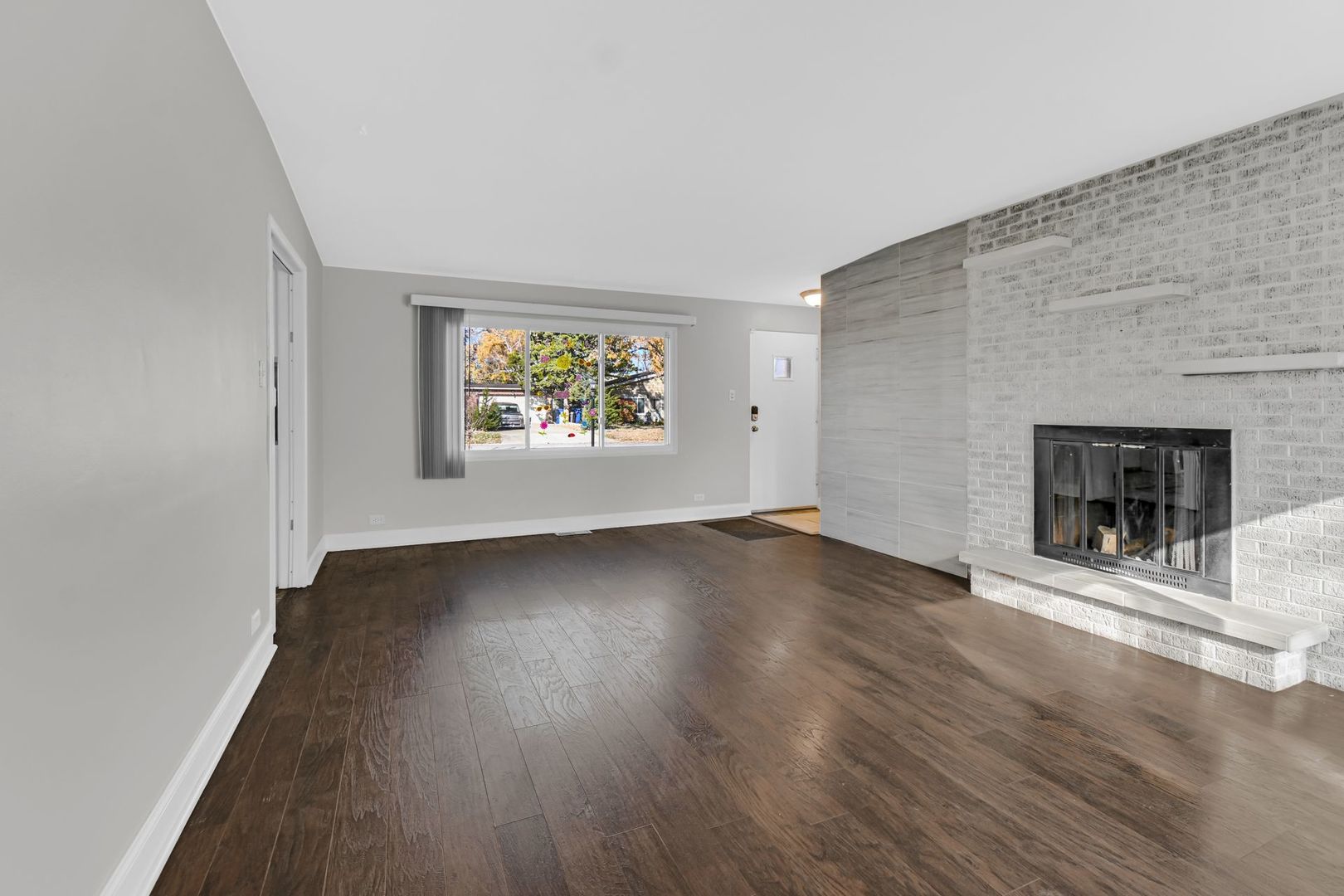 7943 W 97th Place, Hickory Hills, IL 60457