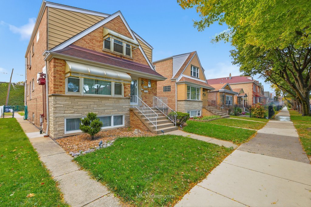 3840 S Wolcott Avenue #2, Chicago, IL 60609