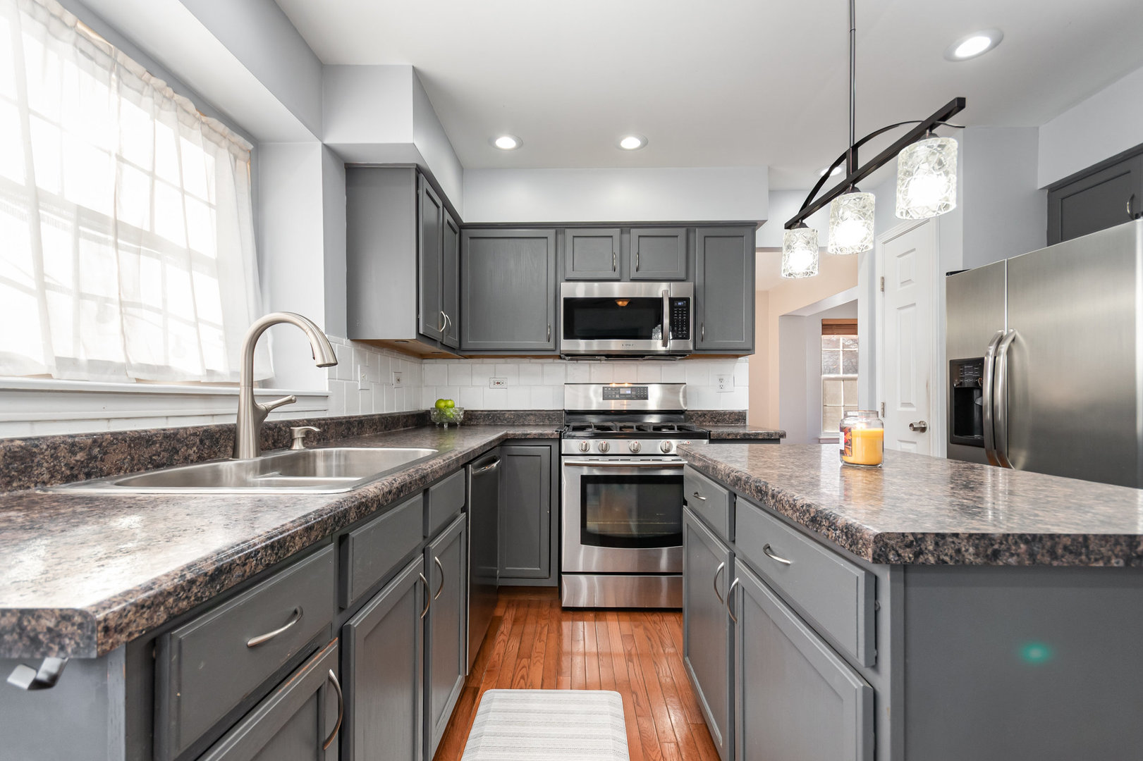 714 Pinehurst Lane, Oswego, IL 60543