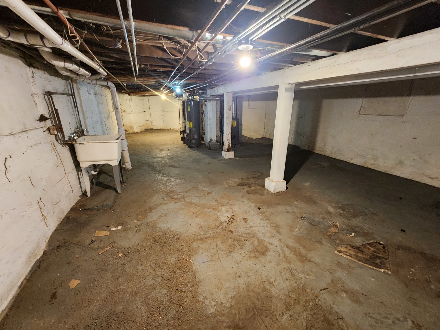 12211 S Wallace Street, Chicago, IL 60628