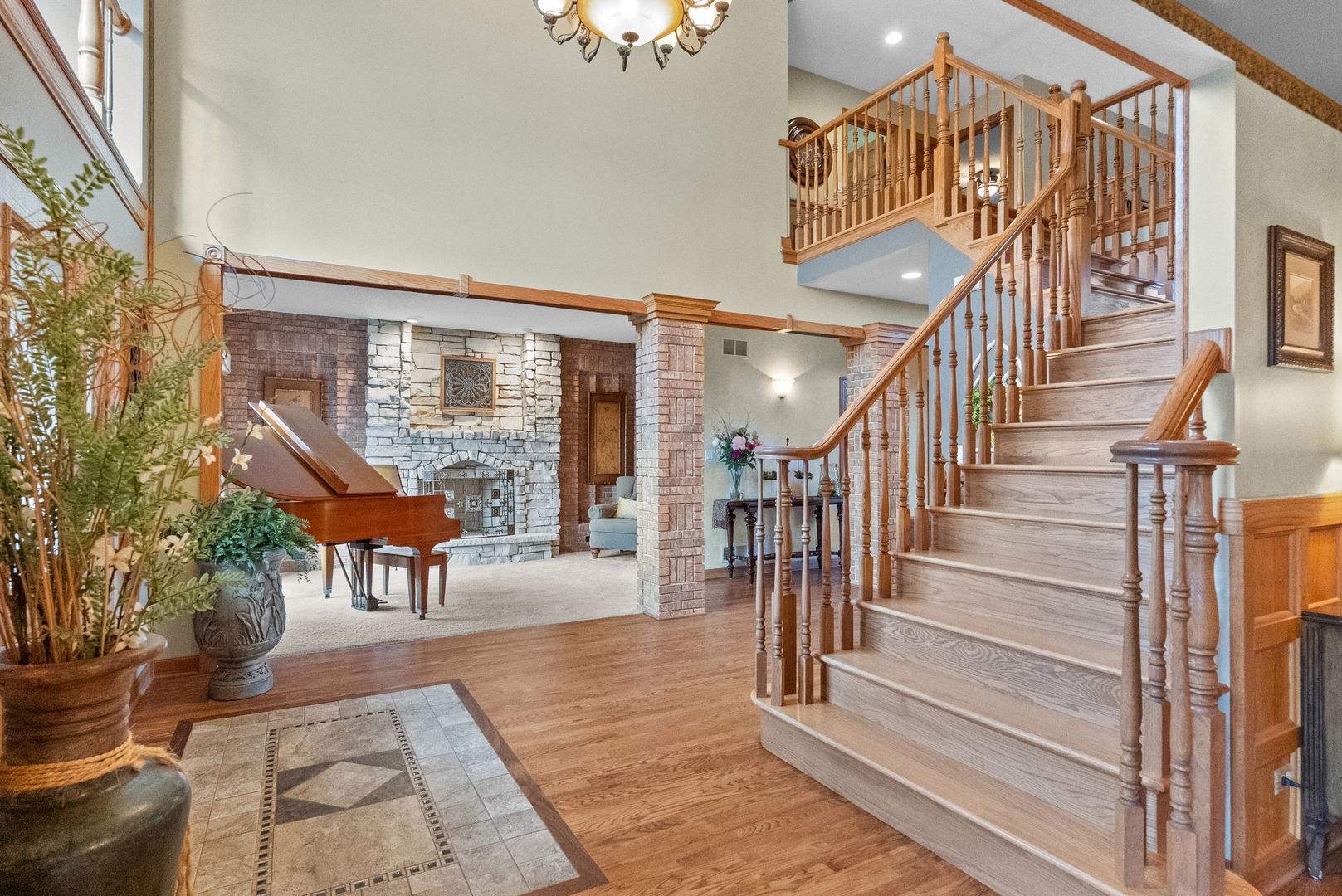 13459 Fox Hill Drive, Lemont, IL 60439