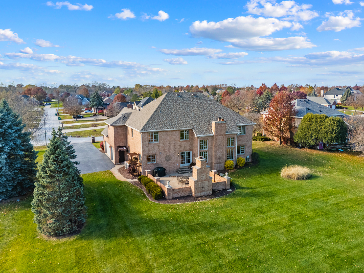 13459 Fox Hill Drive, Lemont, IL 60439