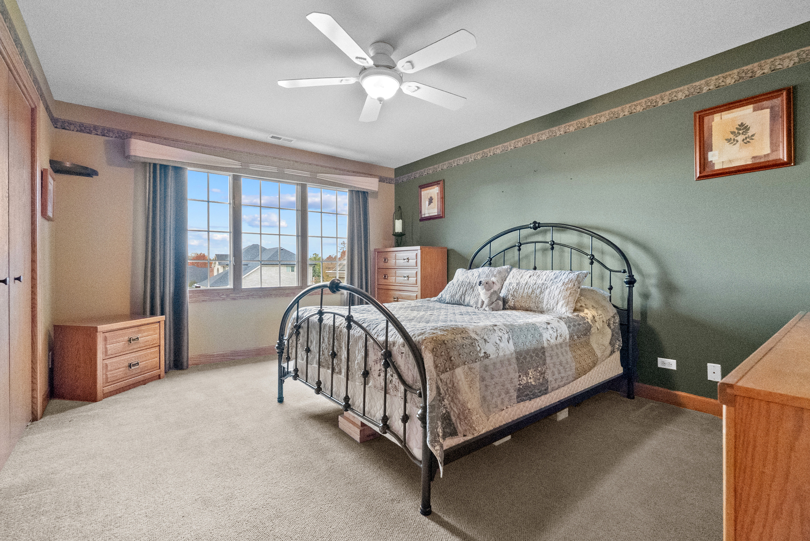 13459 Fox Hill Drive, Lemont, IL 60439