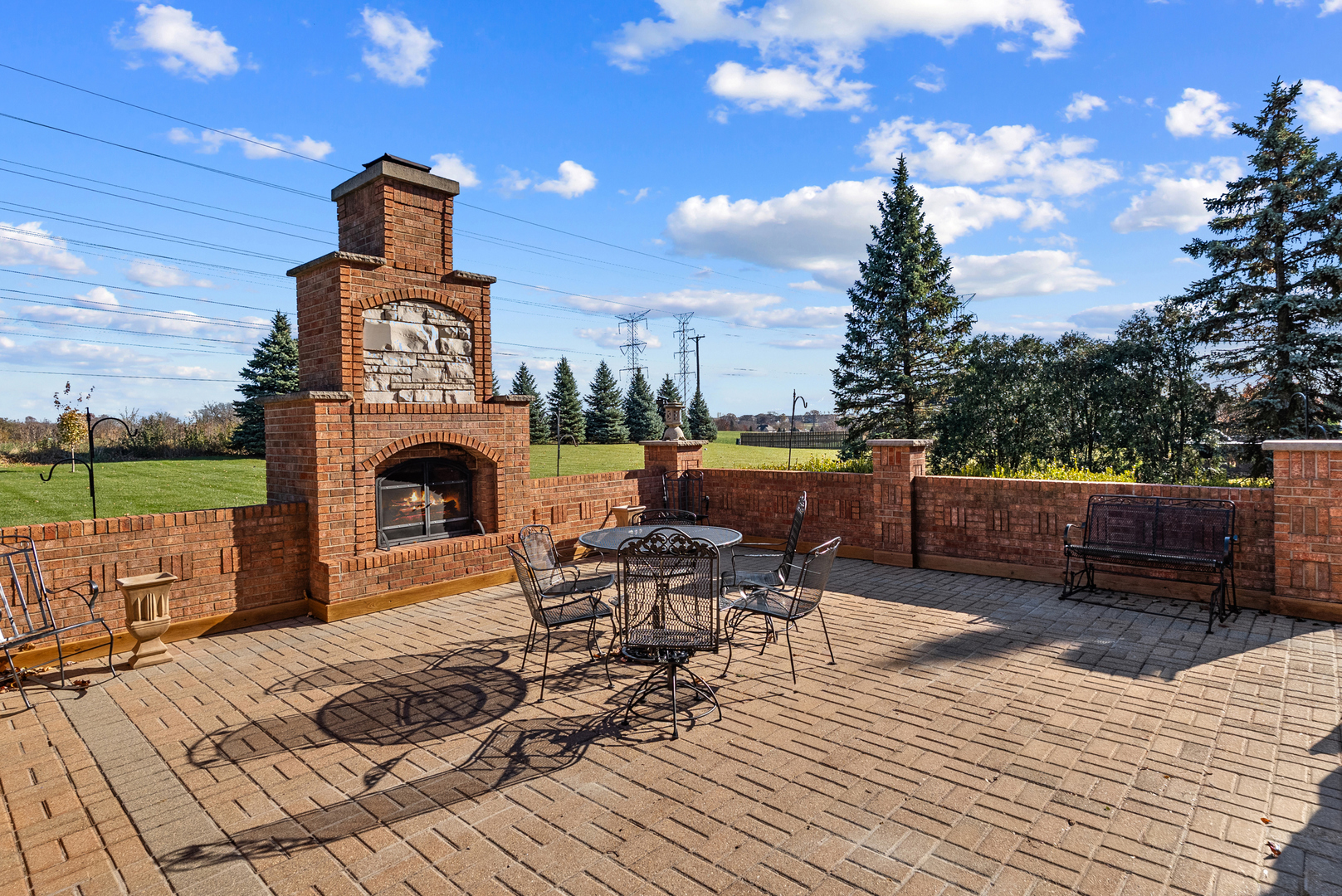 13459 Fox Hill Drive, Lemont, IL 60439