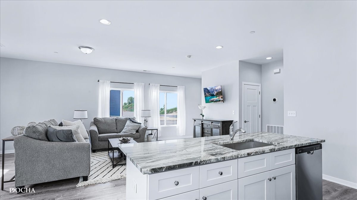 1220 Gillespie Lane, Yorkville, IL 60560