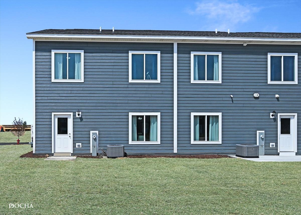 1220 Gillespie Lane, Yorkville, IL 60560