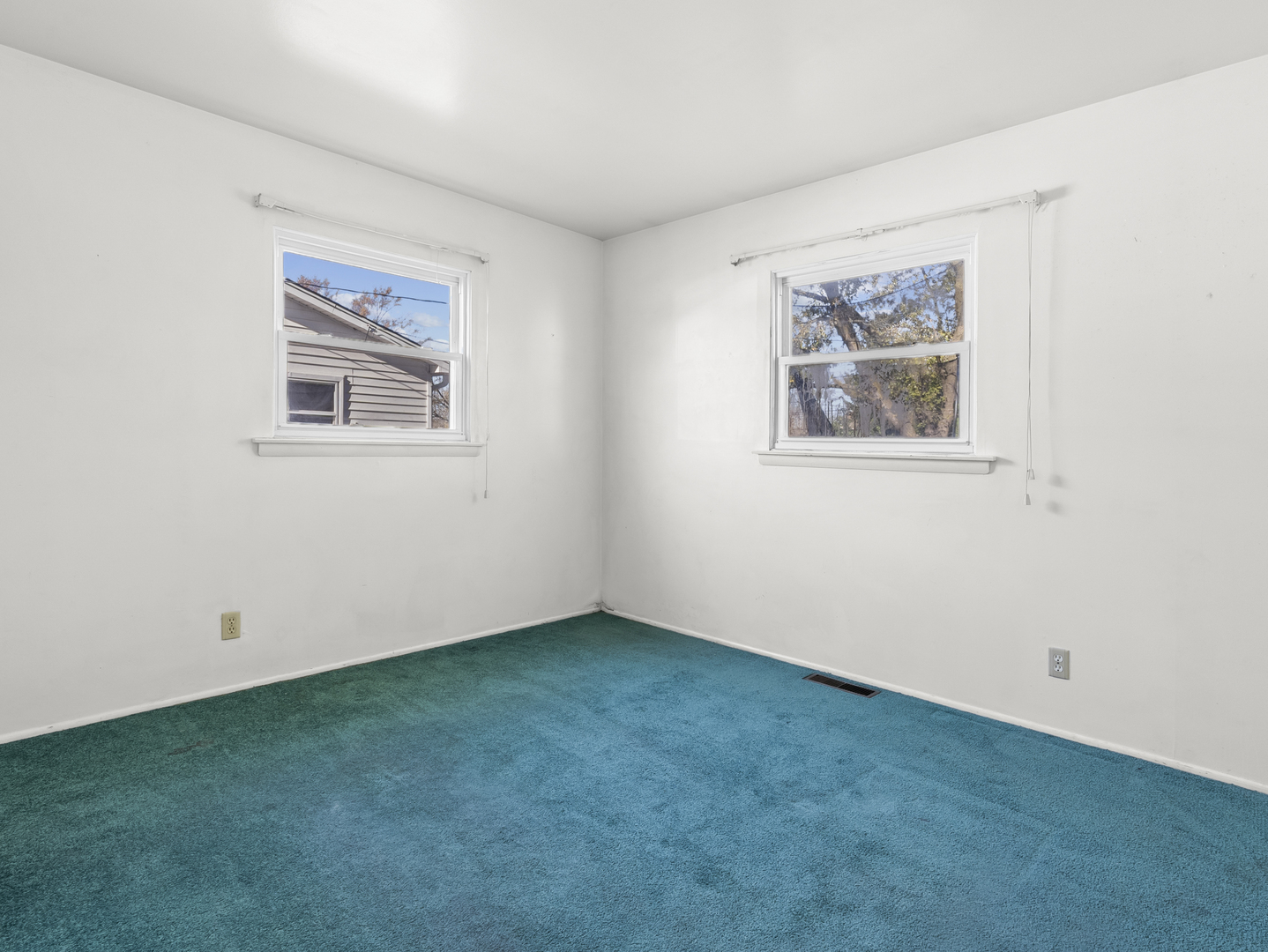 317 Butterfield Road, North Aurora, IL 60542