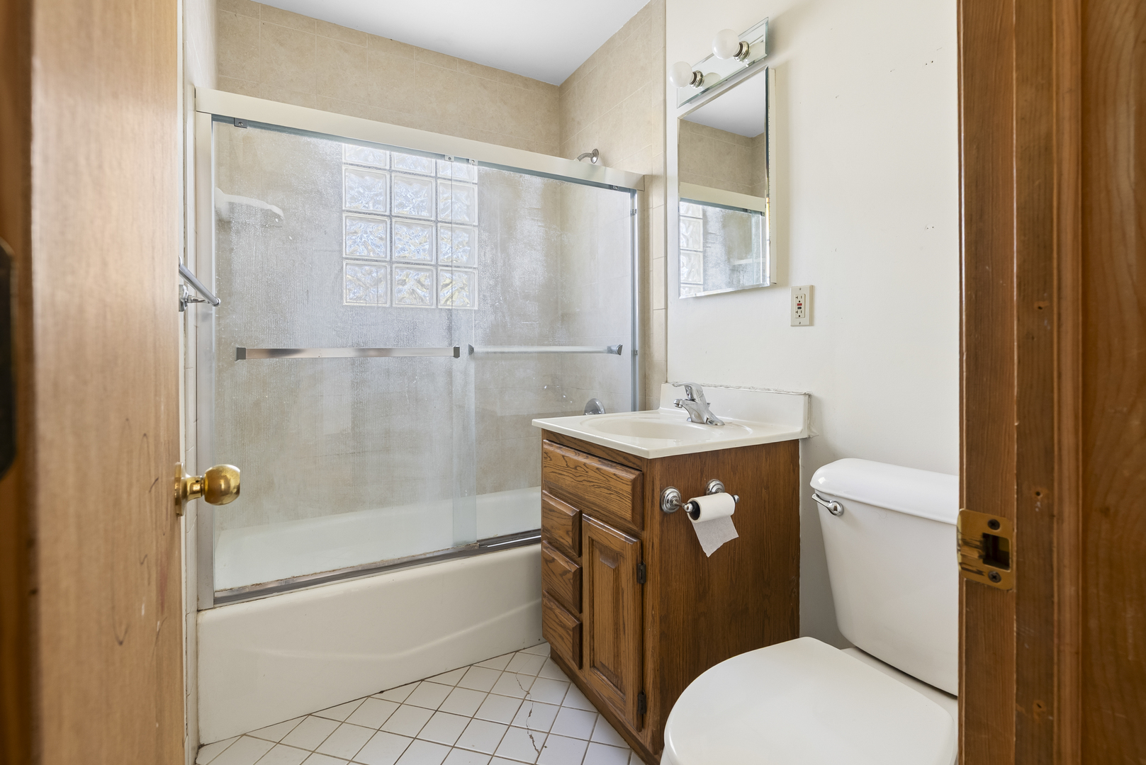 317 Butterfield Road, North Aurora, IL 60542