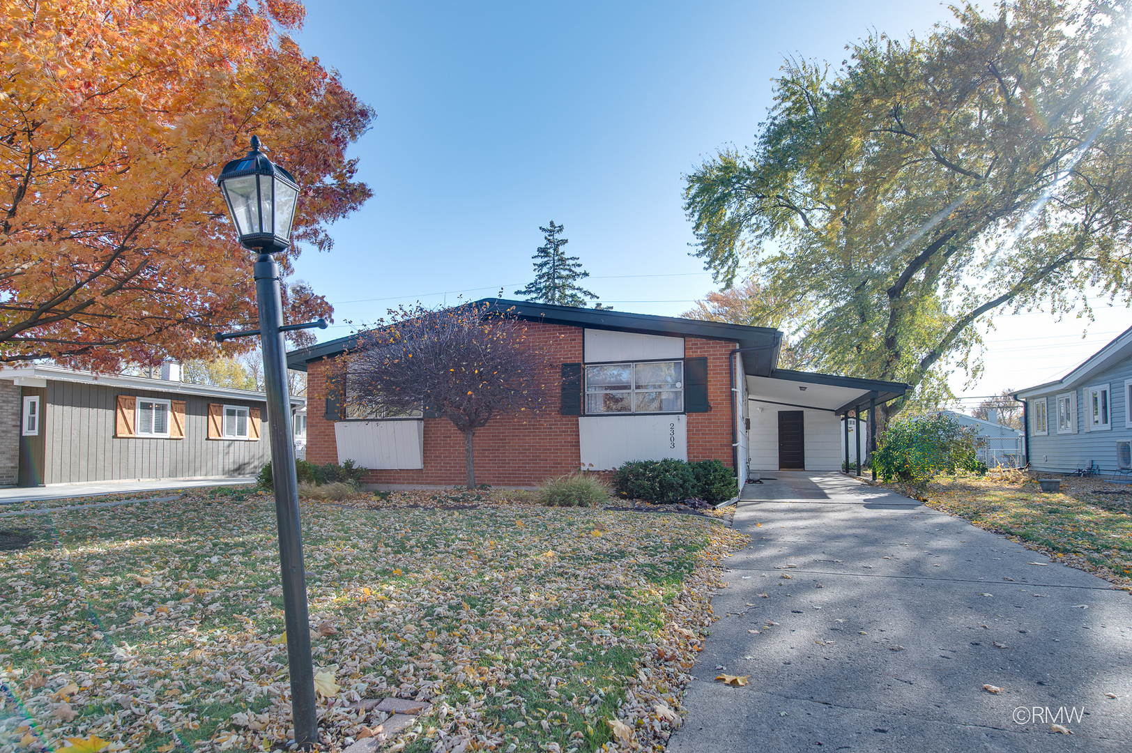 2303 Fulle Street, Rolling Meadows, IL 60008