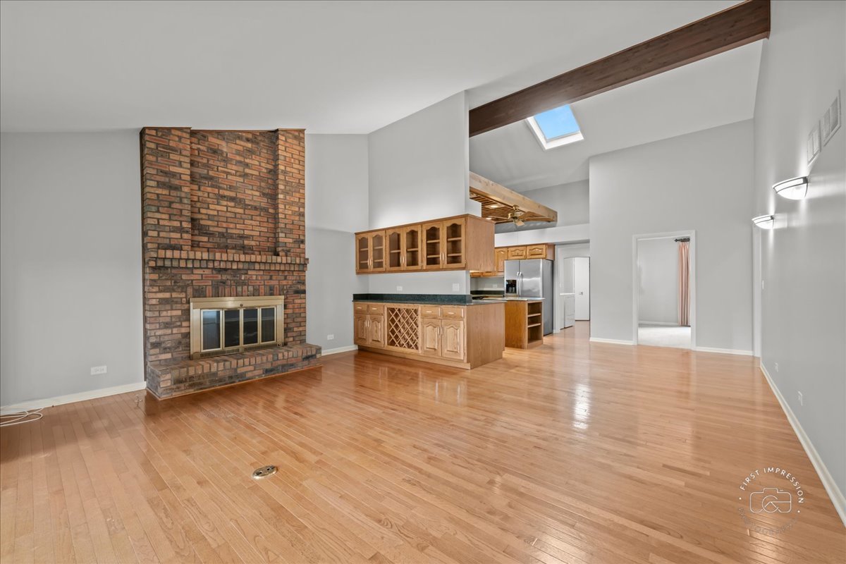 1105 W Bauer Road, Naperville, IL 60563