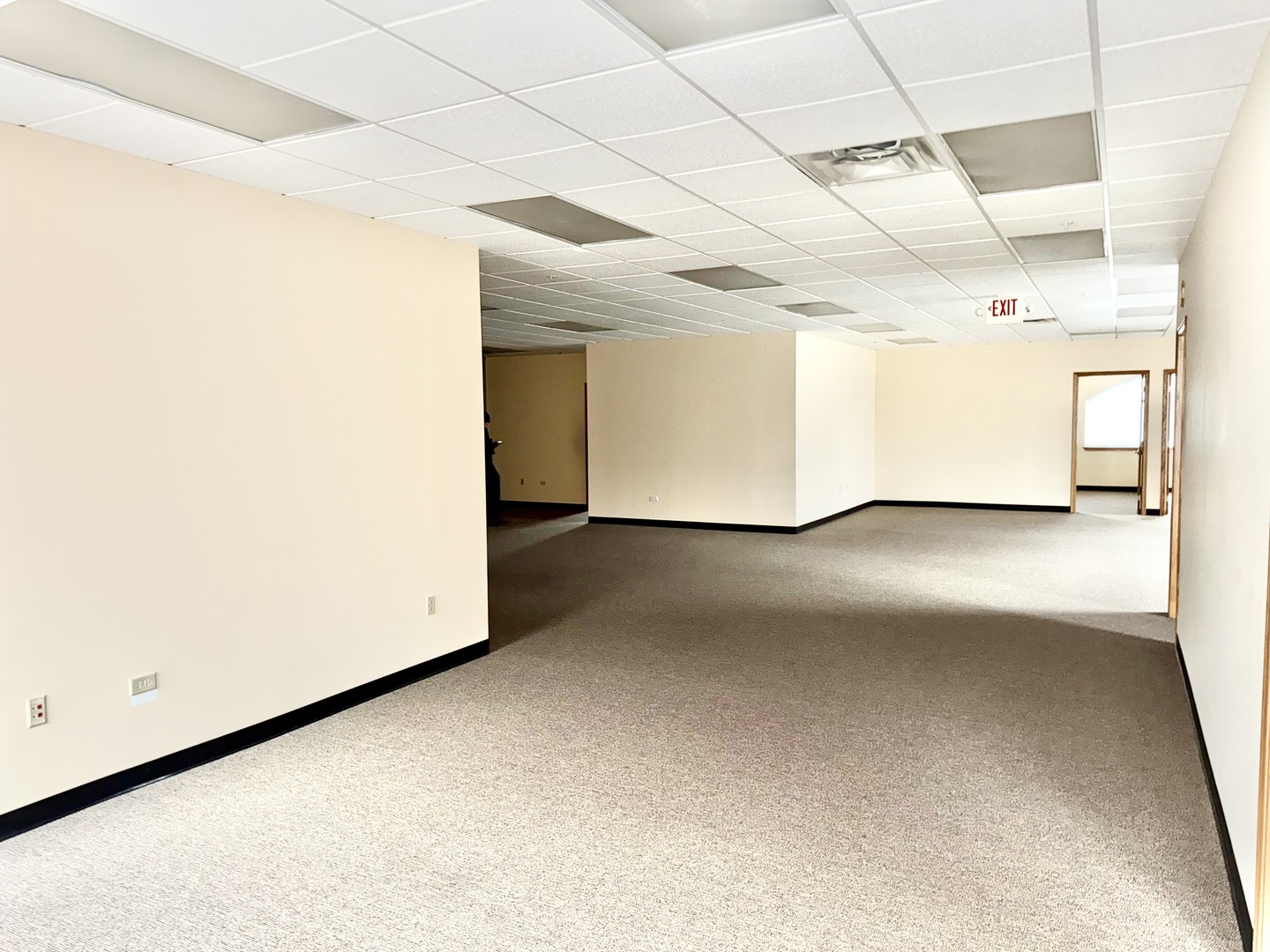 20646 Abbeywood Court #303, Frankfort, IL 60423