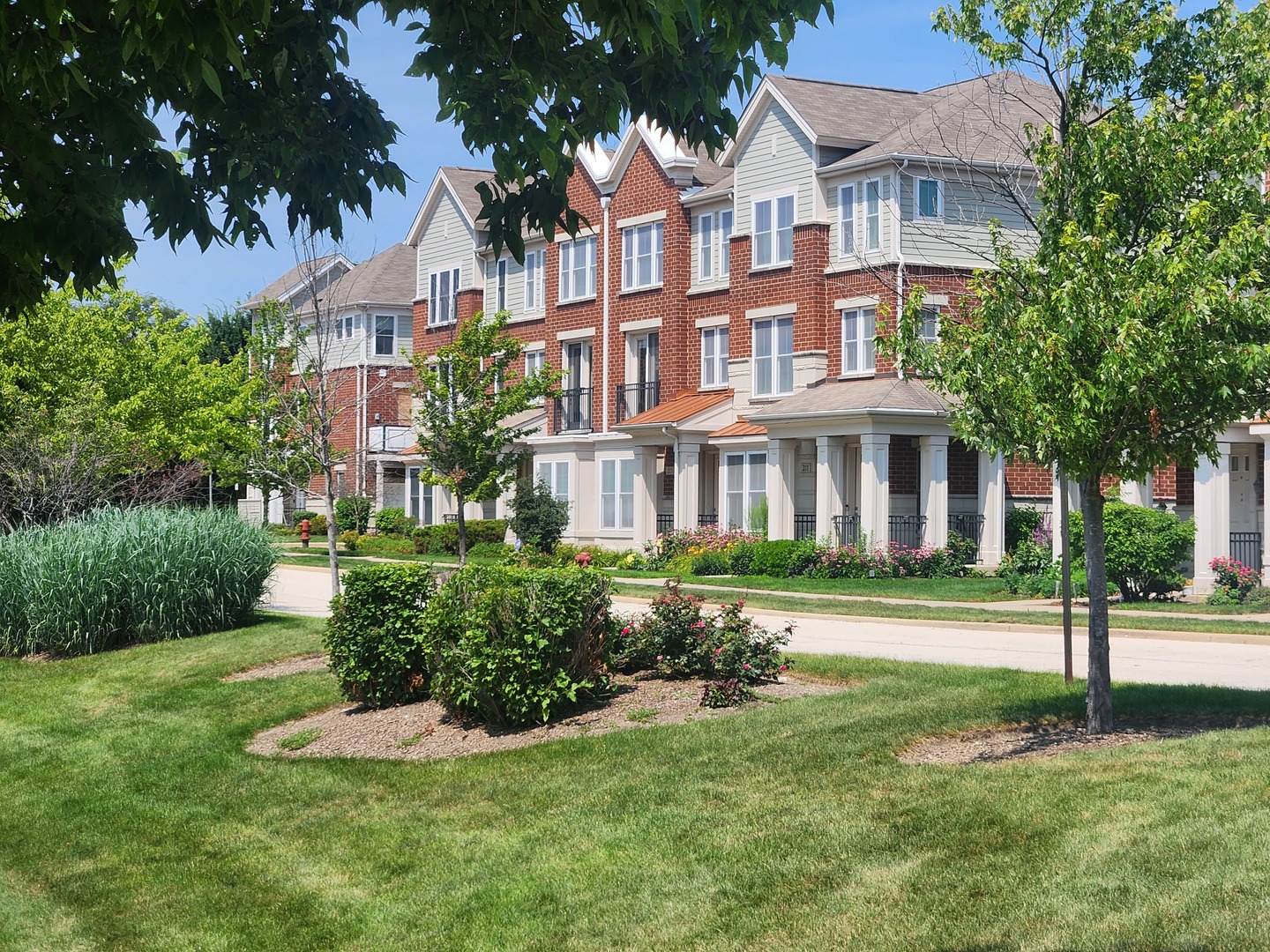 208 W HYDE Street #0, Arlington Heights, IL 60005