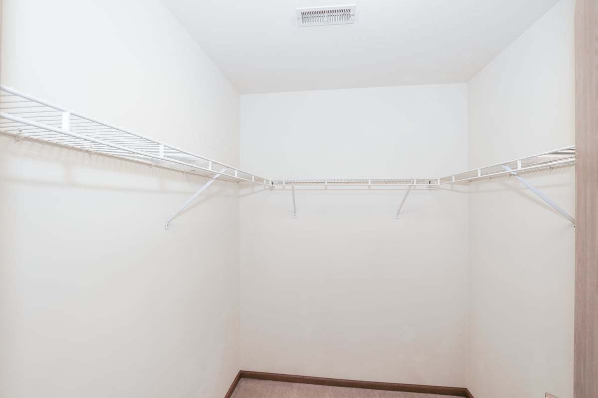 437 Village Creek Drive #437, Lake In The Hills, IL 60156