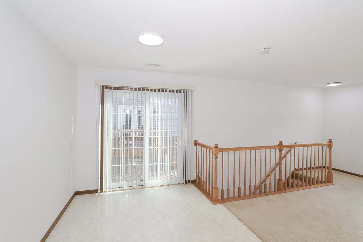 437 Village Creek Drive #437, Lake In The Hills, IL 60156